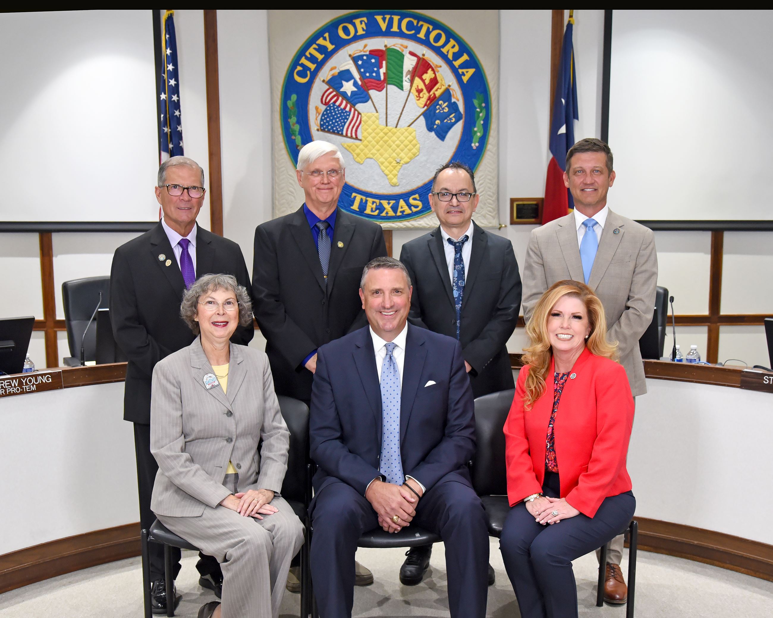 Group photo of City Council members with Mayor Duane Crocker